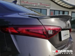 Alfa Romeo Giulia Trunk Spoiler - Fiberglass - Stile Italia Alfa Romeo Giulia Trunk Spoiler - Fiberglass - Stile Italia